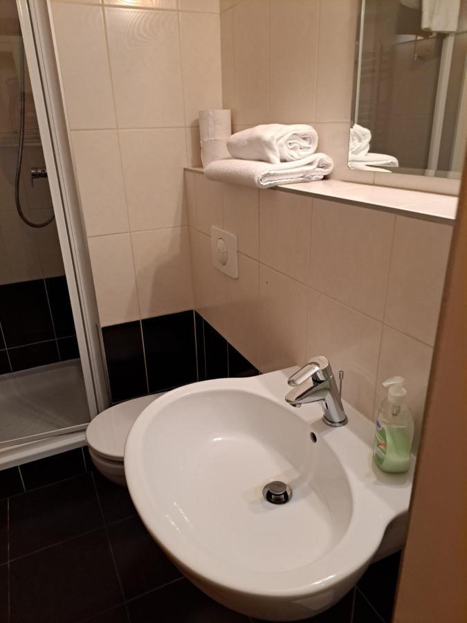 Resident Harrachov Family Apartment Buitenkant foto